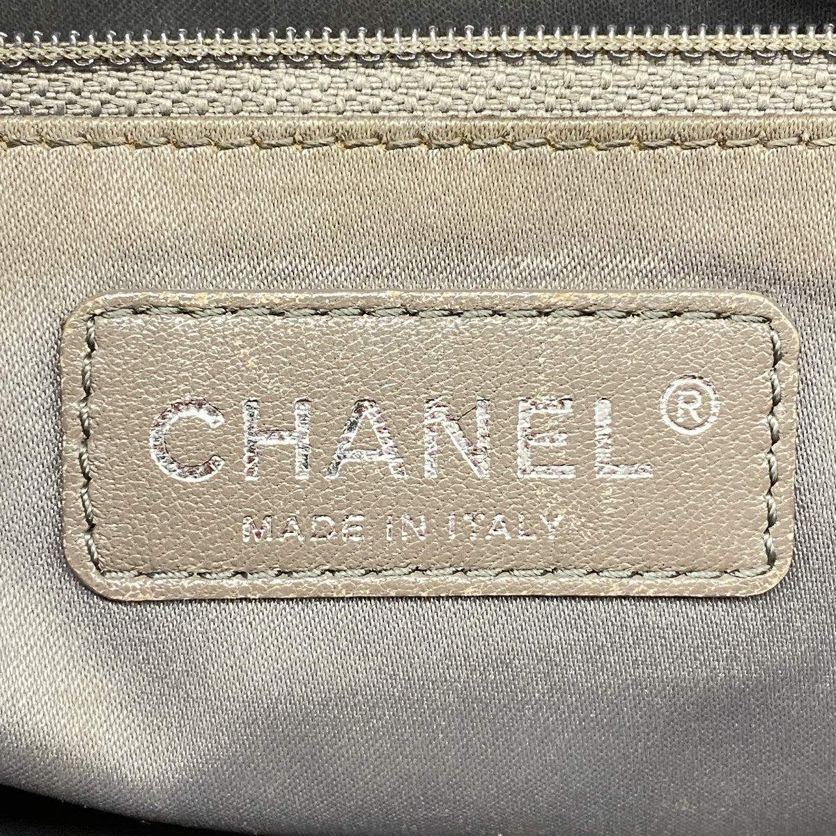 【6ib2745】シャネル チェーントート マトラッセ キャビアスキン レッド シルバー金具【中古】レディース