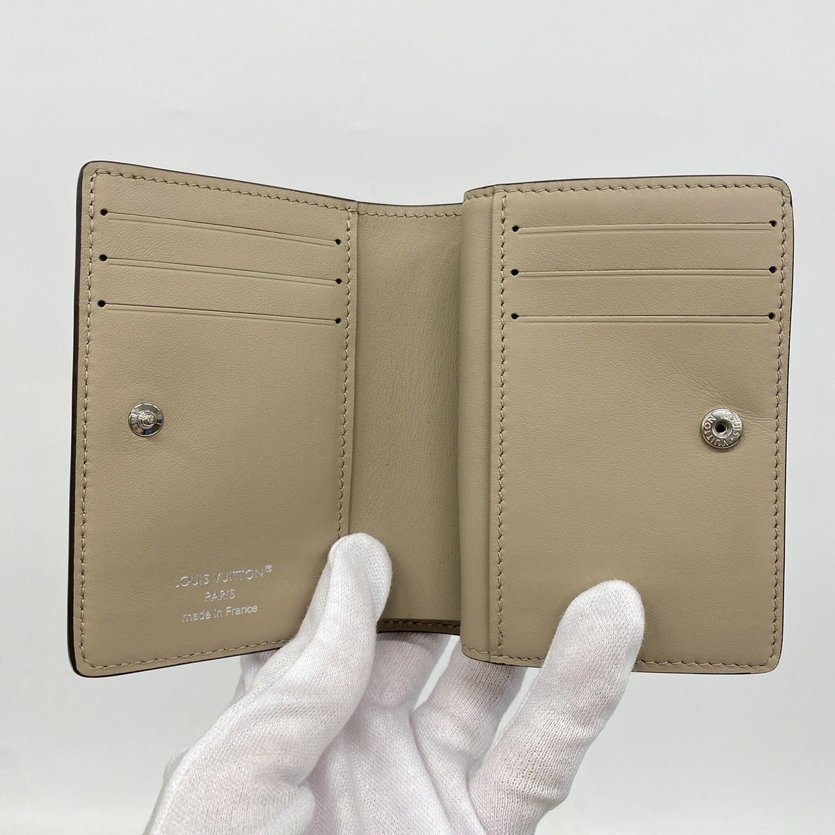 【6ib2751】ルイヴィトン 財布 マヒナ ポルトフォイクレア M80817 ガレ【中古】レディース