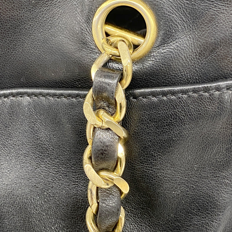 【6ib2754】シャネル チェーントート ラムスキン ブラック ゴールド金具【中古】レディース