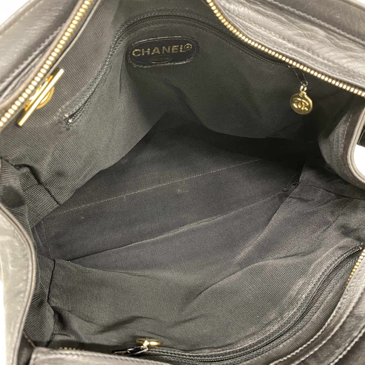 【6ib2754】シャネル チェーントート ラムスキン ブラック ゴールド金具【中古】レディース