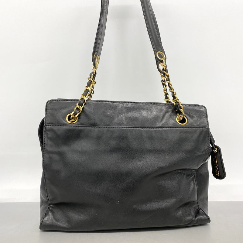 【6ib2754】シャネル チェーントート ラムスキン ブラック ゴールド金具【中古】レディース