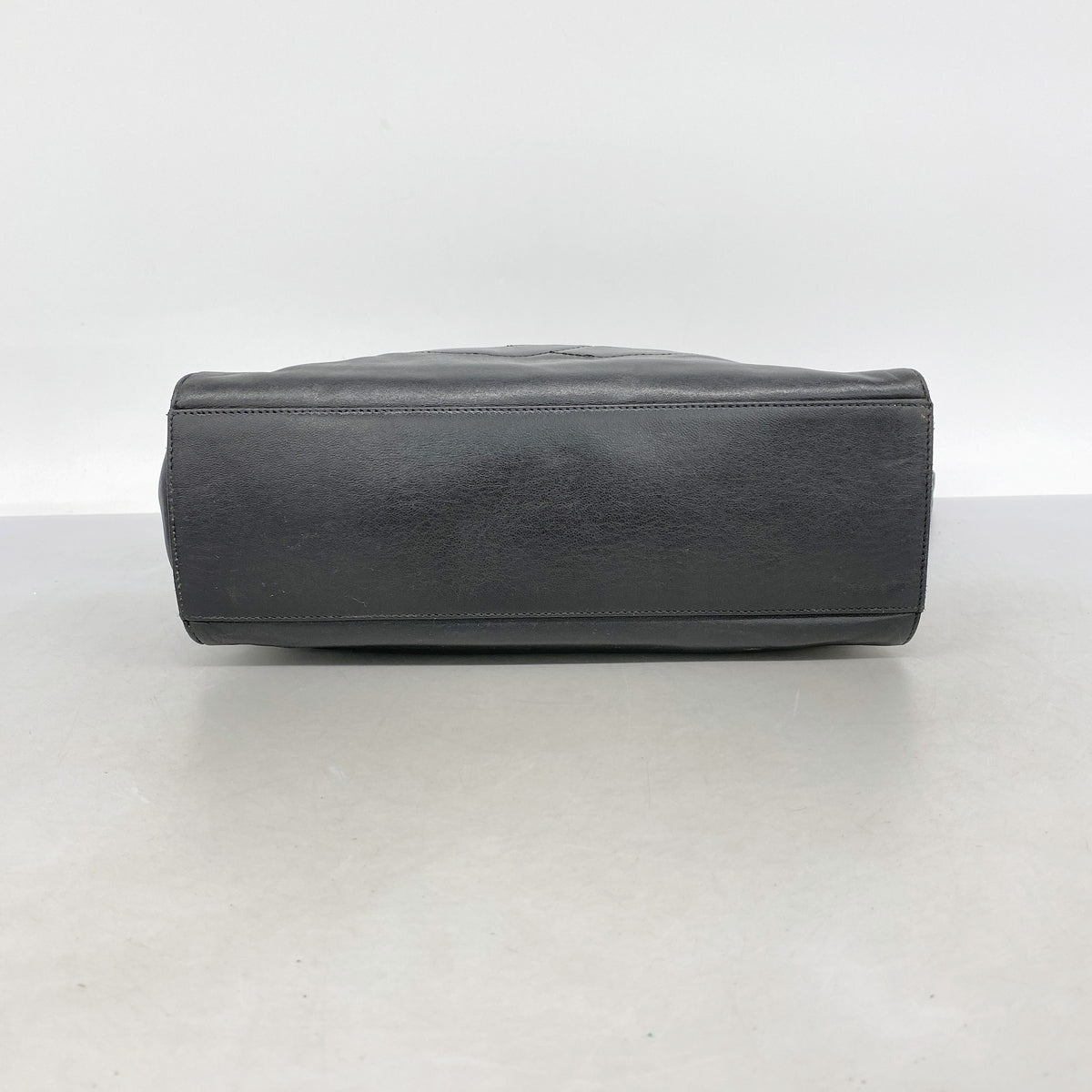 【6ib2754】シャネル チェーントート ラムスキン ブラック ゴールド金具【中古】レディース