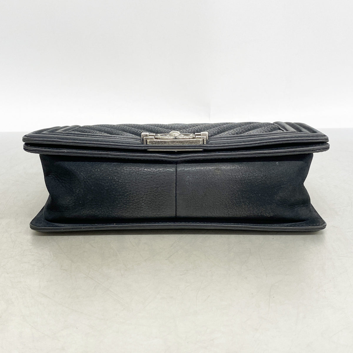 【6ib2774】シャネル ショルダーバッグ ボーイシャネル チェーンショルダー レザー ブラック シルバー金具【中古】レディース