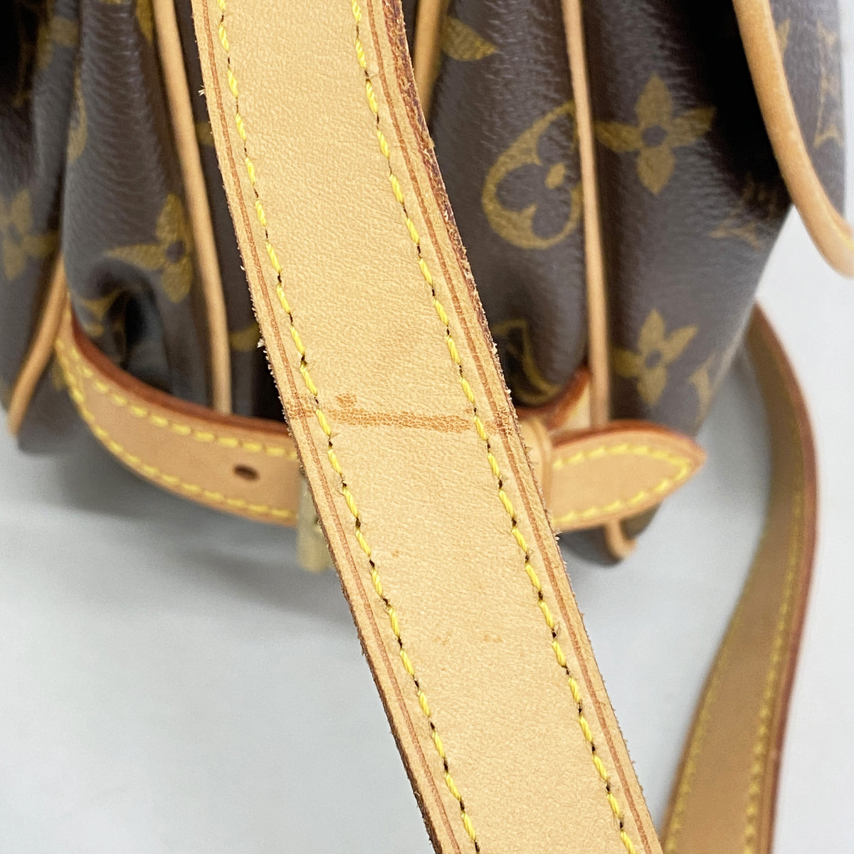 【6ib2781】ルイヴィトン ショルダーバッグ モノグラム ソミュール30 M42256 ブラウン【中古】レディース