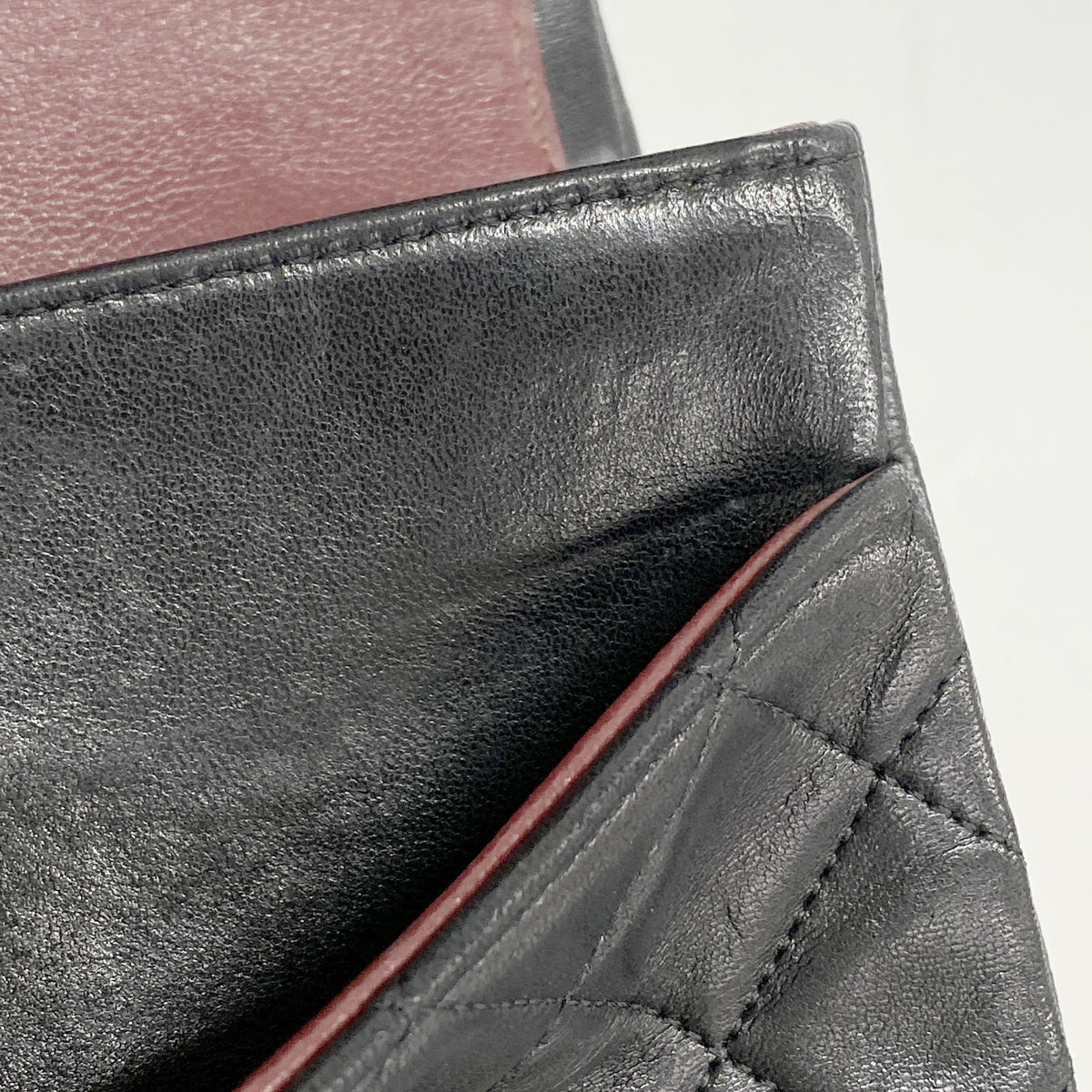 【6ib2783】シャネル ショルダーバッグ マトラッセ Wフラップ Wチェーン ラムスキン ブラック ゴールド金具【中古】レディース