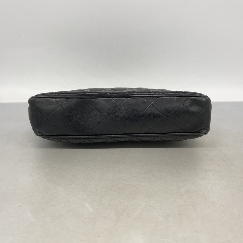 【6ib2815】シャネル チェーントート マトラッセ ラムスキン ブラック ゴールド金具【中古】レディース
