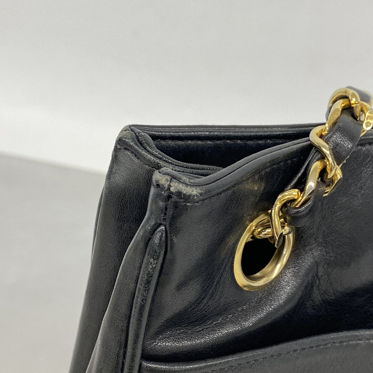 【6ib2815】シャネル チェーントート マトラッセ ラムスキン ブラック ゴールド金具【中古】レディース