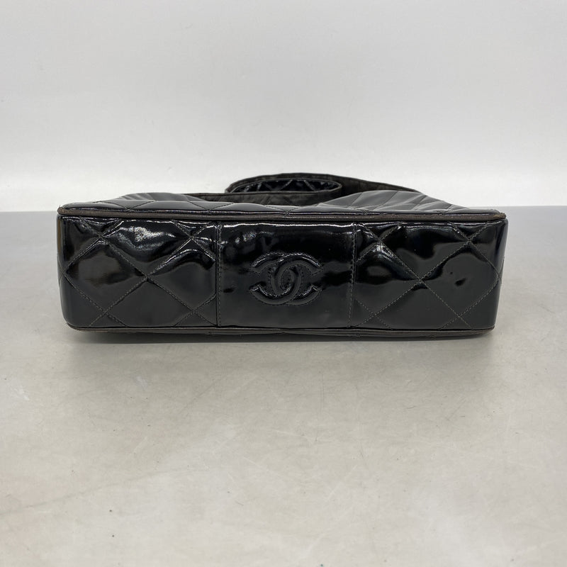 【6ib2817】シャネル ショルダーバッグ マトラッセ パテントレザー ブラック ゴールド金具【中古】レディース