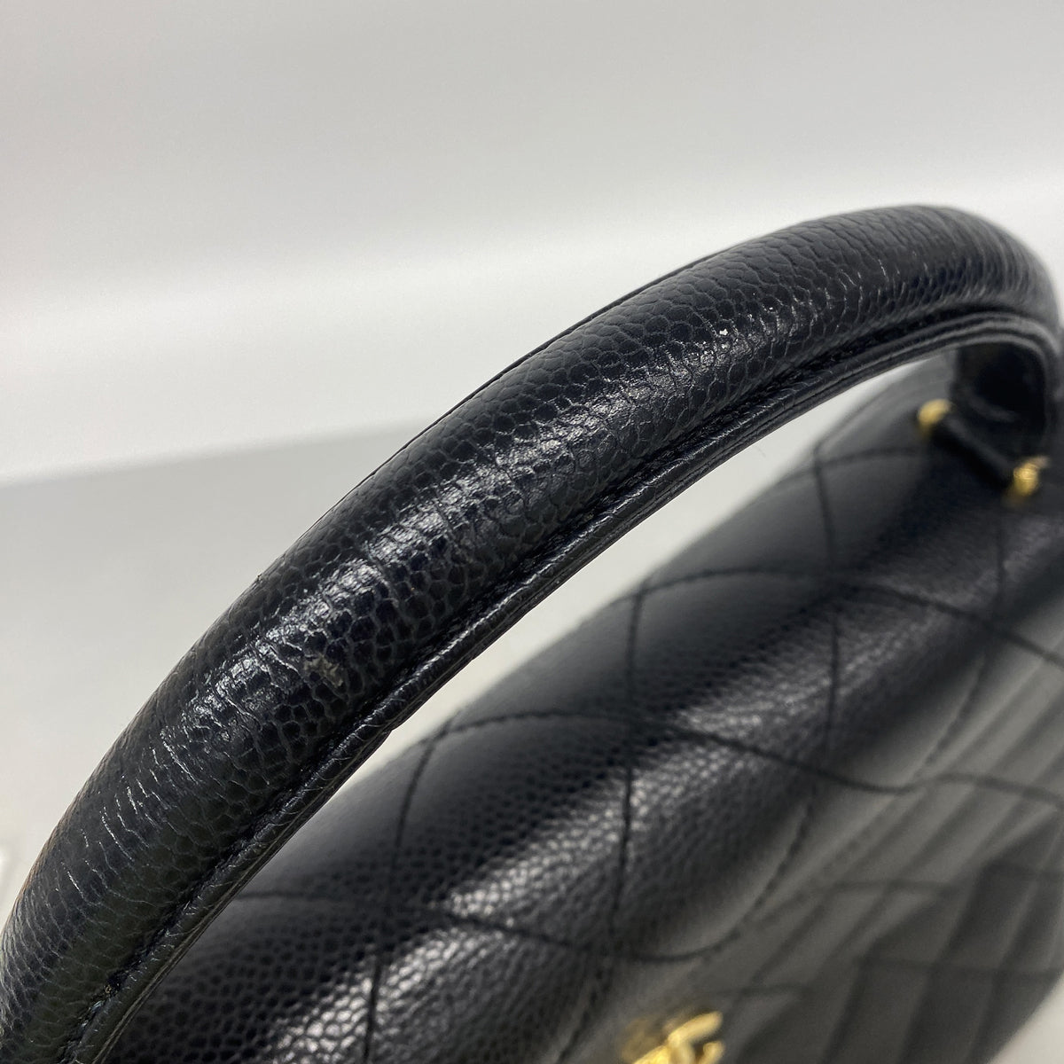 【6ib2825】シャネル ハンドバッグ マトラッセ キャビアスキン ブラック ゴールド金具【中古】レディース