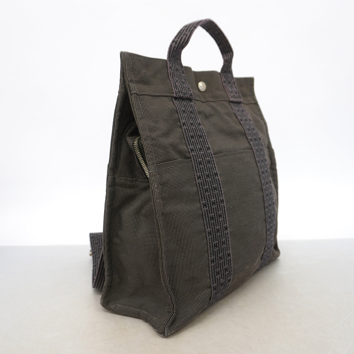 【6ib2829】エルメス リュック・デイパック エールラインサックアドPM ナイロン グレー シルバー金具【中古】レディース