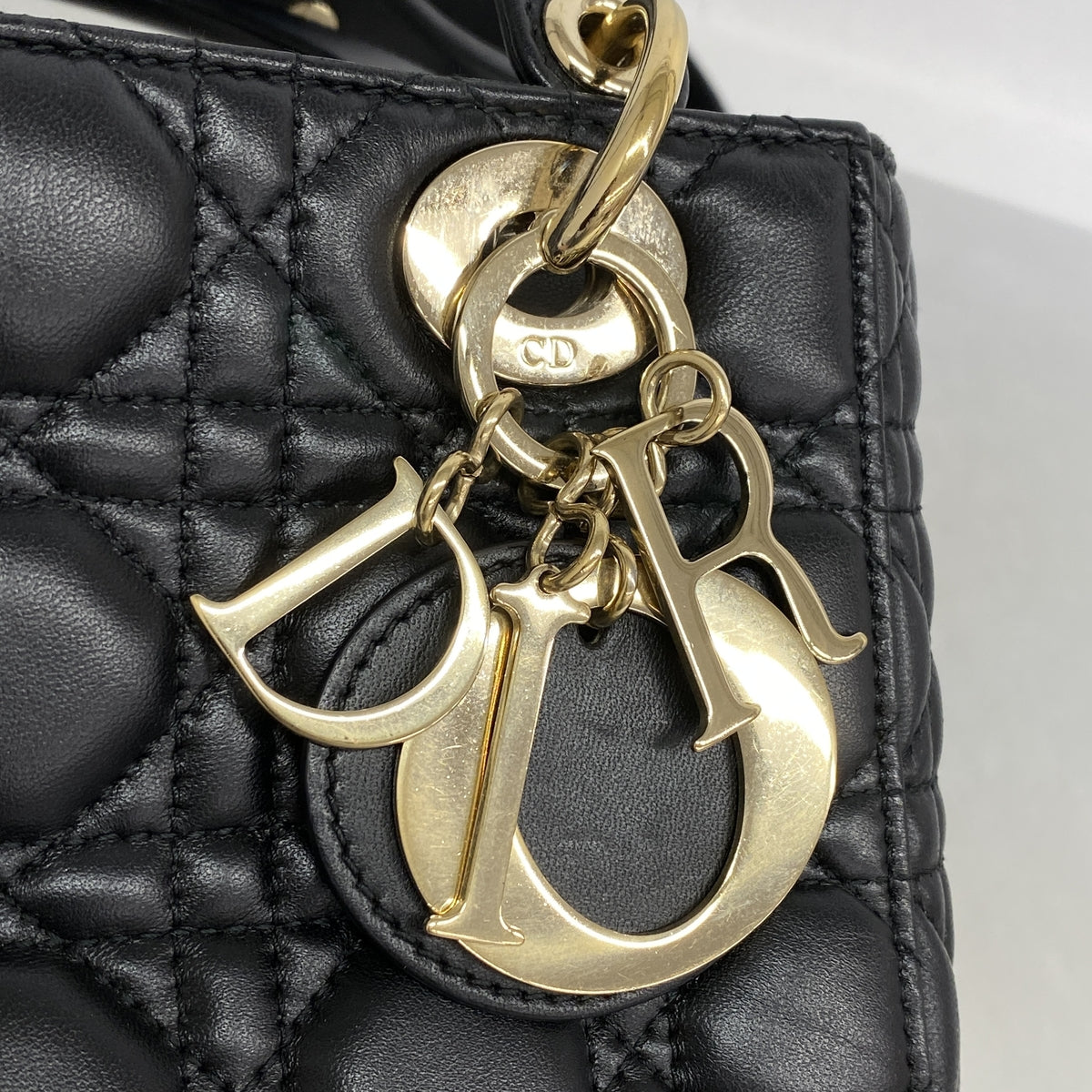 【6ib2839】クリスチャンディオール ハンドバッグ カナージュ レディディオール レザー ブラック シャンパンゴールド金具 2wayバッグ【中古】レディース