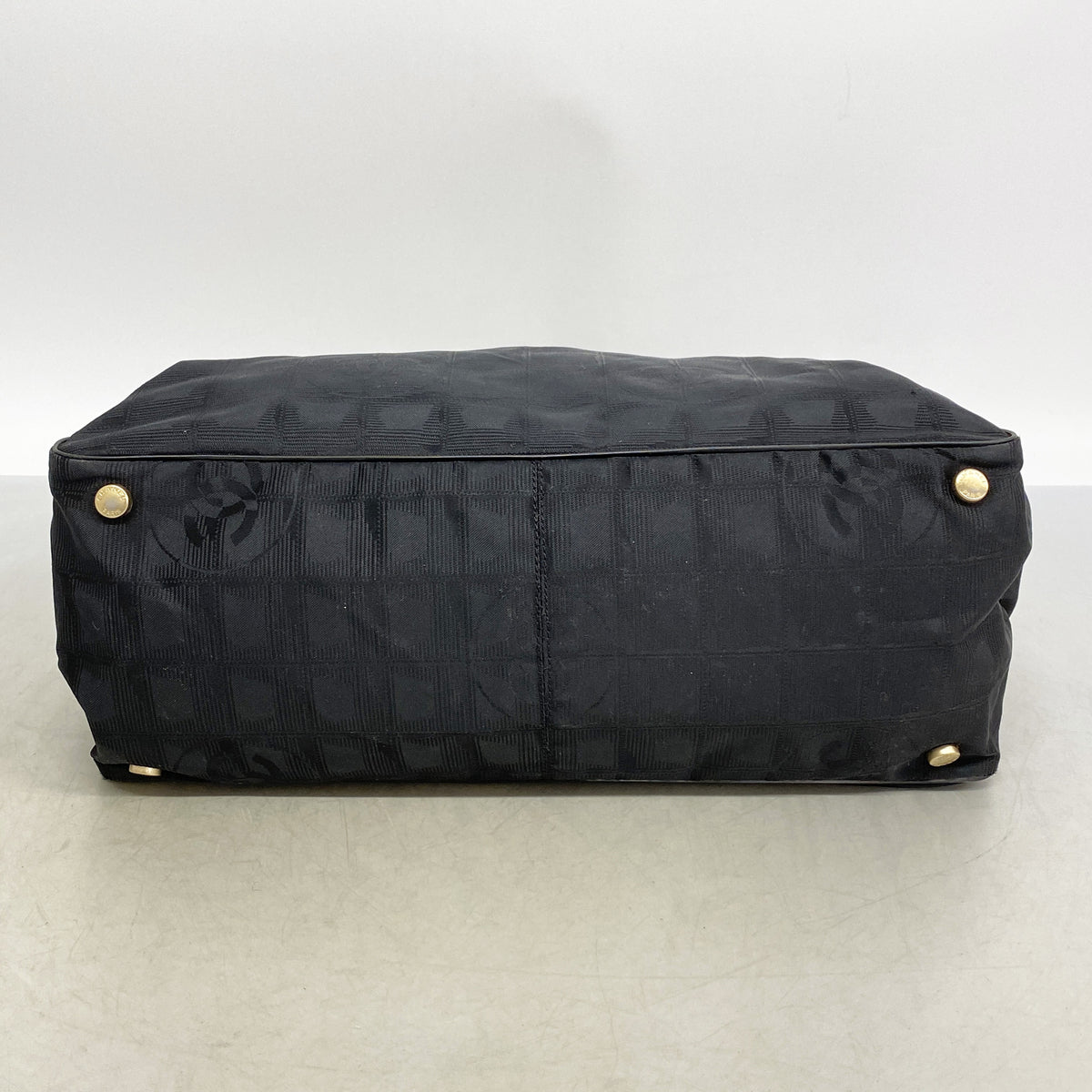 【6ib2842】シャネル トートバッグ ニュートラベル ナイロン ブラック シャンパンゴールド金具【中古】レディース
