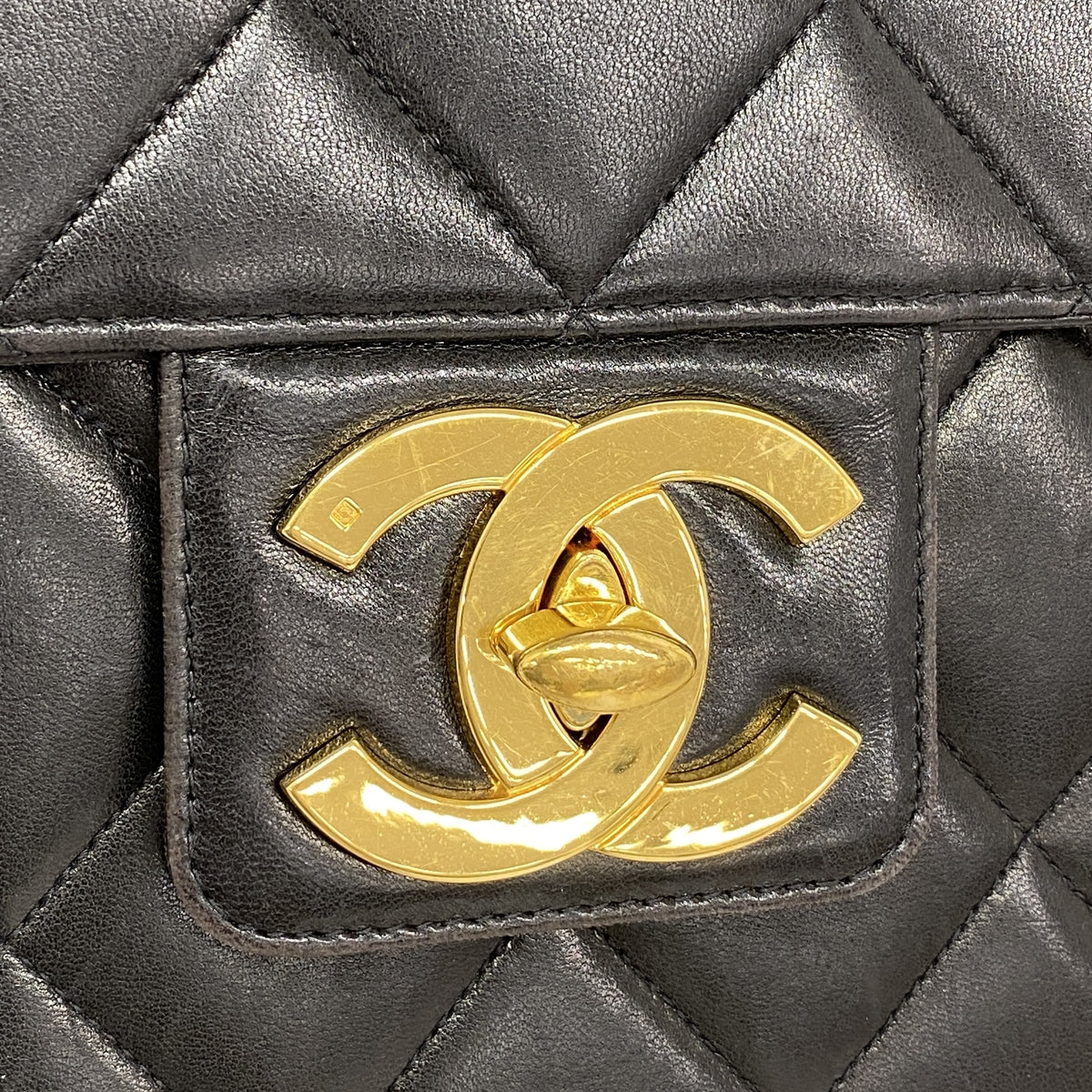【6ib2843】シャネル ビジネスバッグ マトラッセ ラムスキン ブラック ゴールド金具【中古】レディース