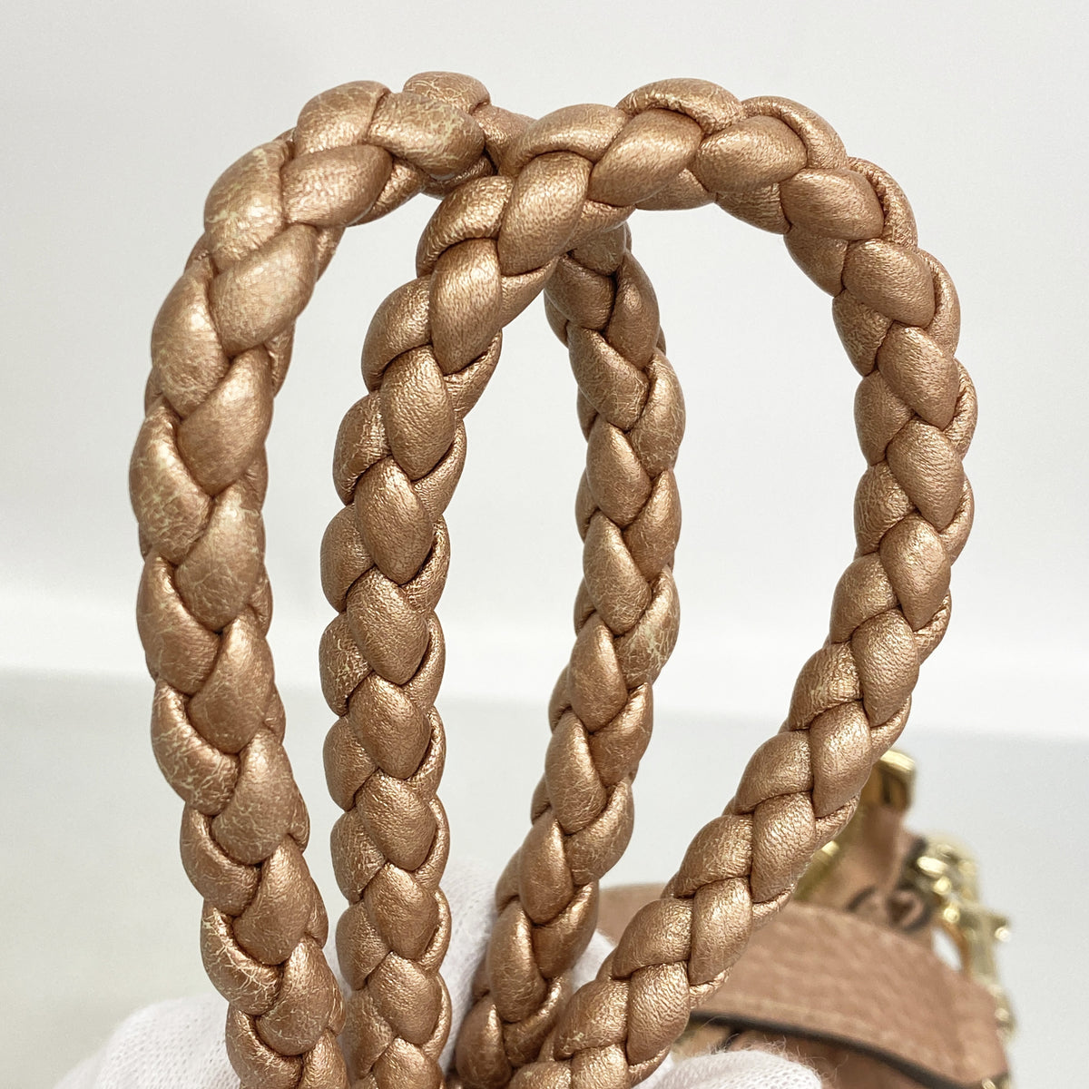 【6ib2849】グッチ ハンドバッグ バンブー 282300 レザー メタリックピンク シャンパンゴールド金具 2wayバッグ【中古】レディース
