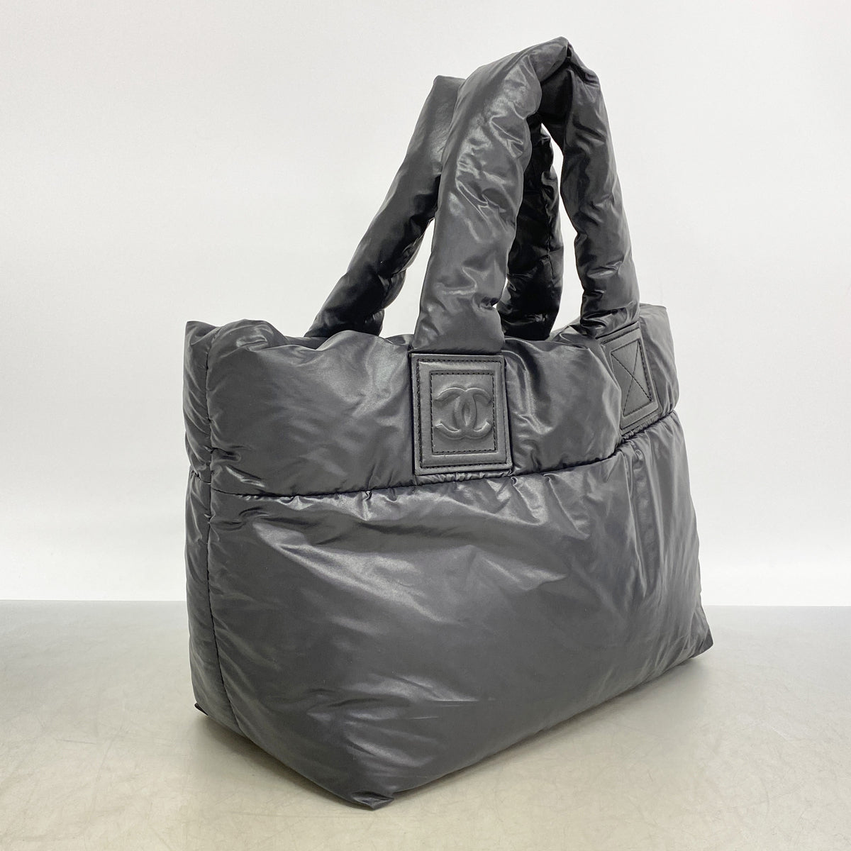 【6ib2875】シャネル トートバッグ コココクーン ナイロン ブラック シルバー金具【中古】レディース