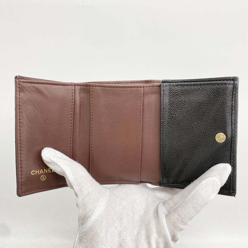 【6ib2890】シャネル 三つ折り財布 マトラッセ キャビアスキン ブラック シャンパンゴールド金具【中古】レディース