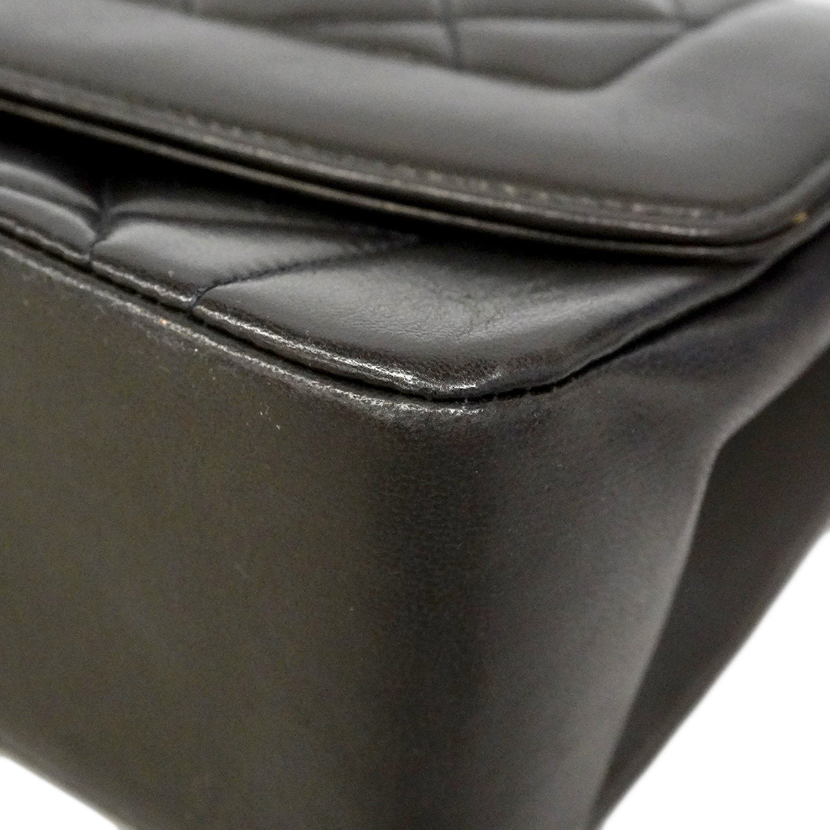 【6ib2900】シャネル ショルダーバッグ ダイアナ チェーンショルダー ラムスキン ブラック ゴールド金具【中古】レディース