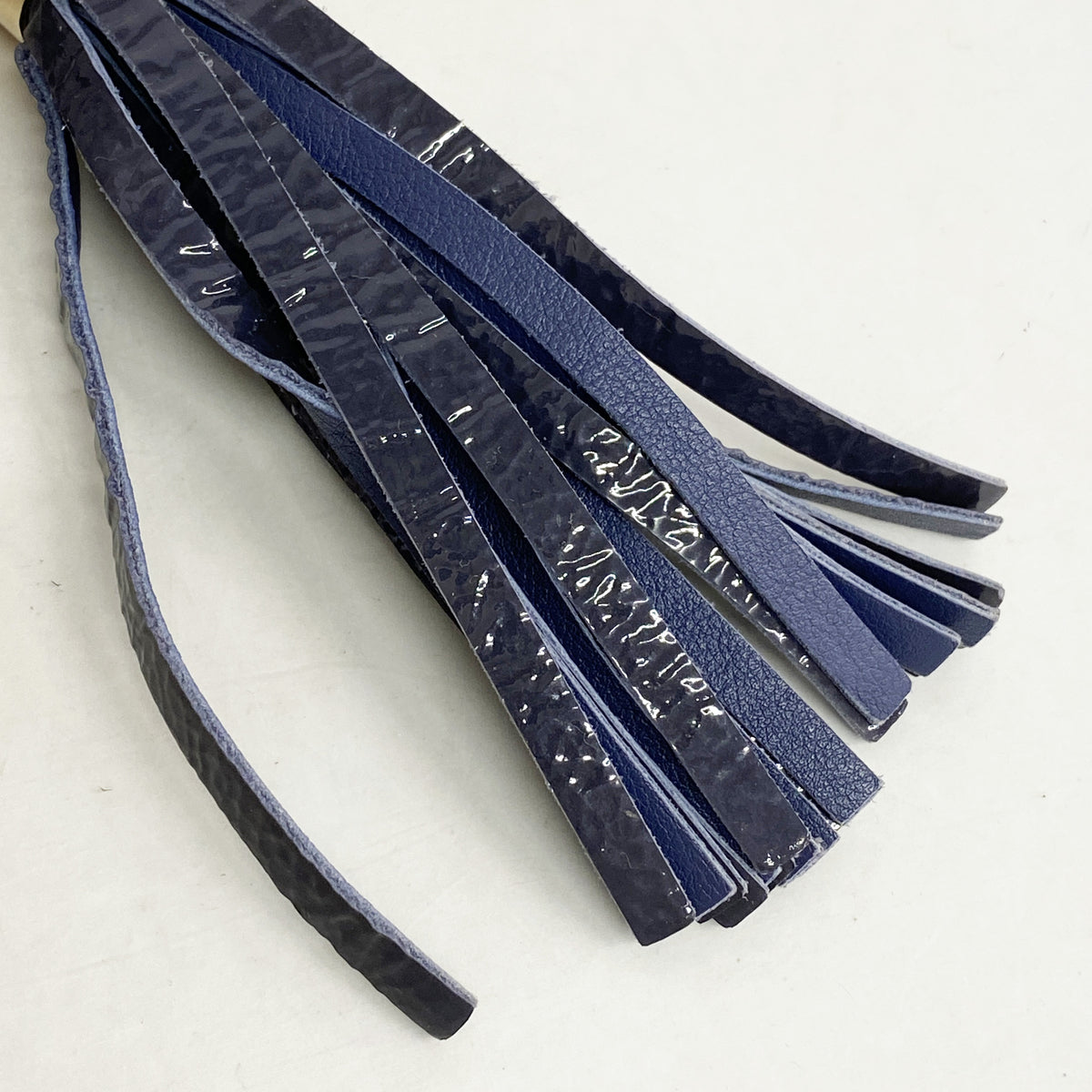 【6ib2905】グッチ ハンドバッグ ソーホー 336751 エナメル ネイビー シャンパンゴールド金具 2wayバッグ【中古】レディース