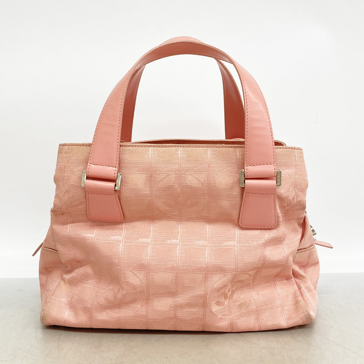 【6ib2913】シャネル ハンドバッグ ニュートラベル ナイロン ピンク シルバー金具【中古】レディース