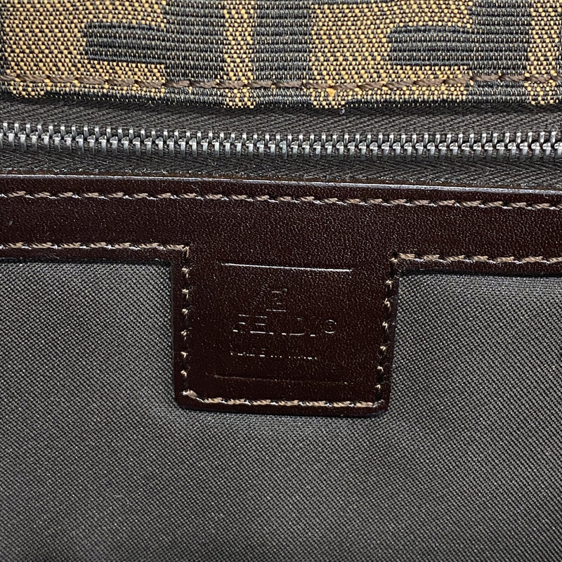 【6ib2921】フェンディ ショルダーバッグ ズッカ ナイロンキャンバス ブラウン シルバー金具【中古】レディース