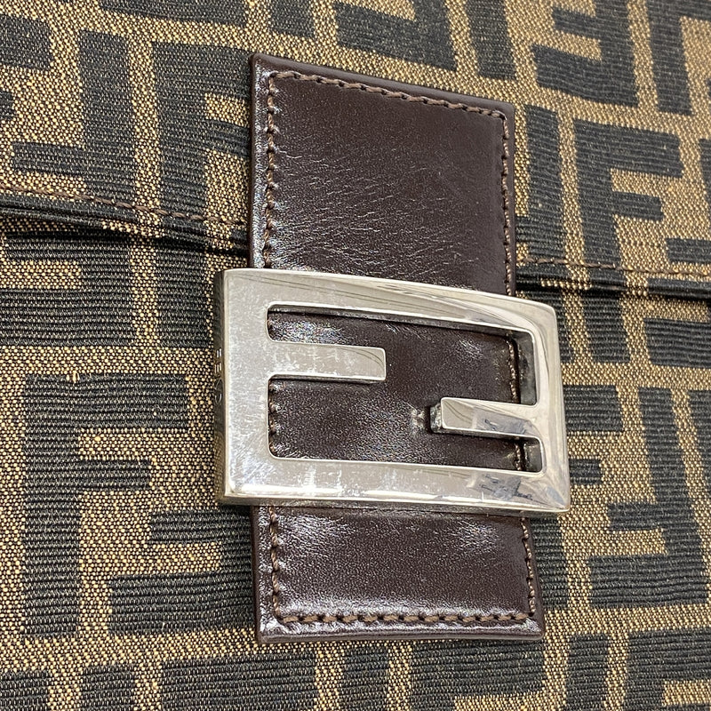 【6ib2921】フェンディ ショルダーバッグ ズッカ ナイロンキャンバス ブラウン シルバー金具【中古】レディース