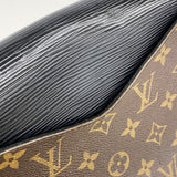 【6ib2944】ルイヴィトン ショルダーバッグ モノグラム エピ サンミシェル M44030 ブラウン ノワール【中古】レディース