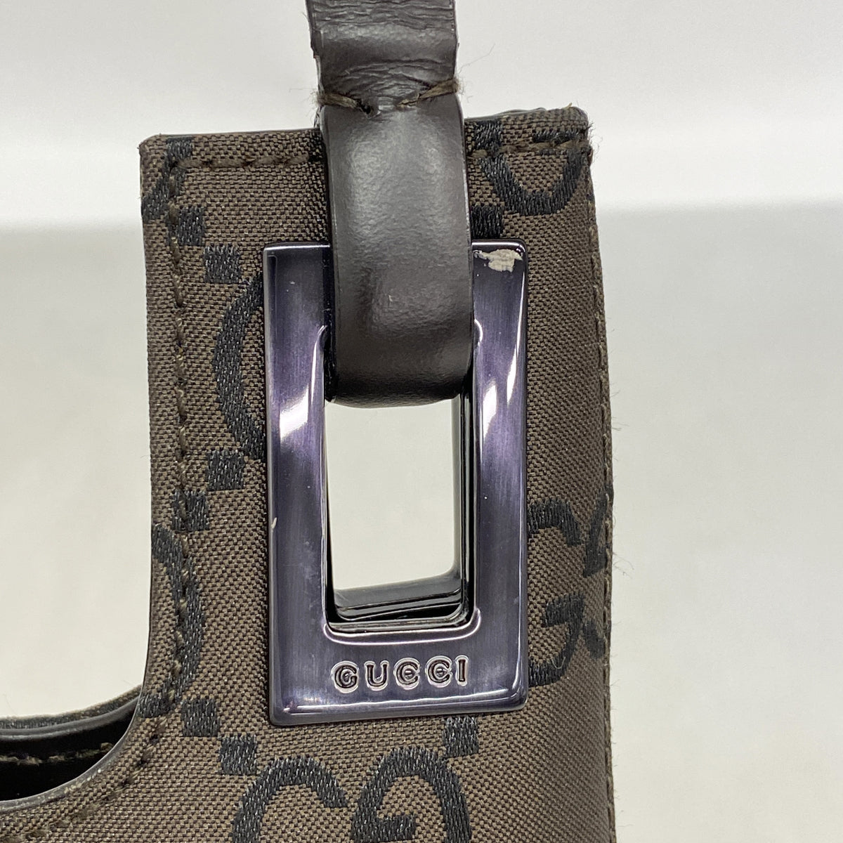 【6ib2985】グッチ ショルダーバッグ GGナイロン 001 3099 ナイロン ブラウン【中古】レディース