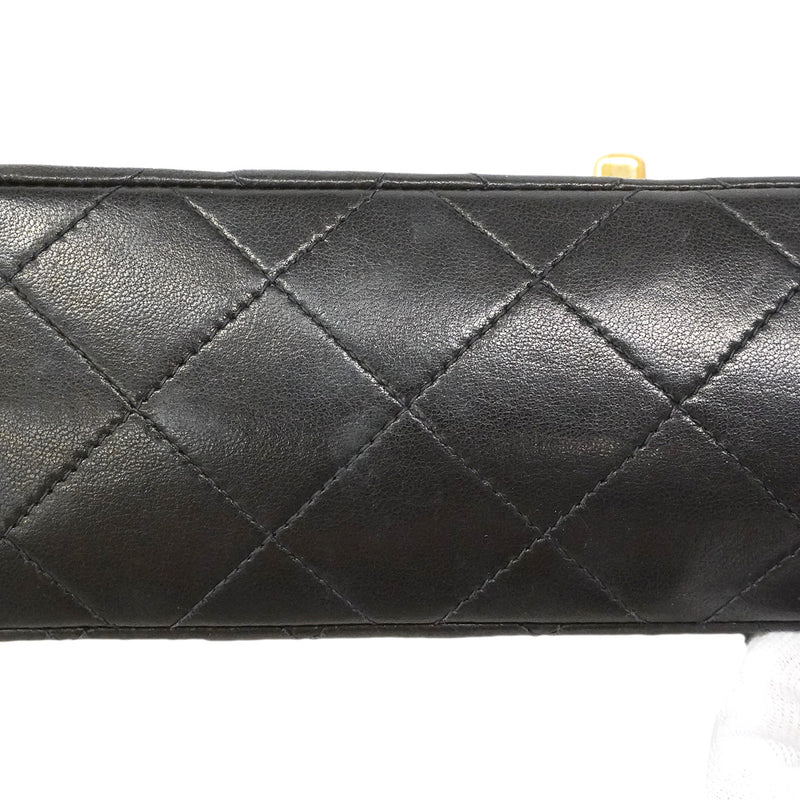 【6ic3009】シャネル ショルダーバッグ マトラッセ Wフラップ Wチェーン ラムスキン ブラック ゴールド金具【中古】レディース