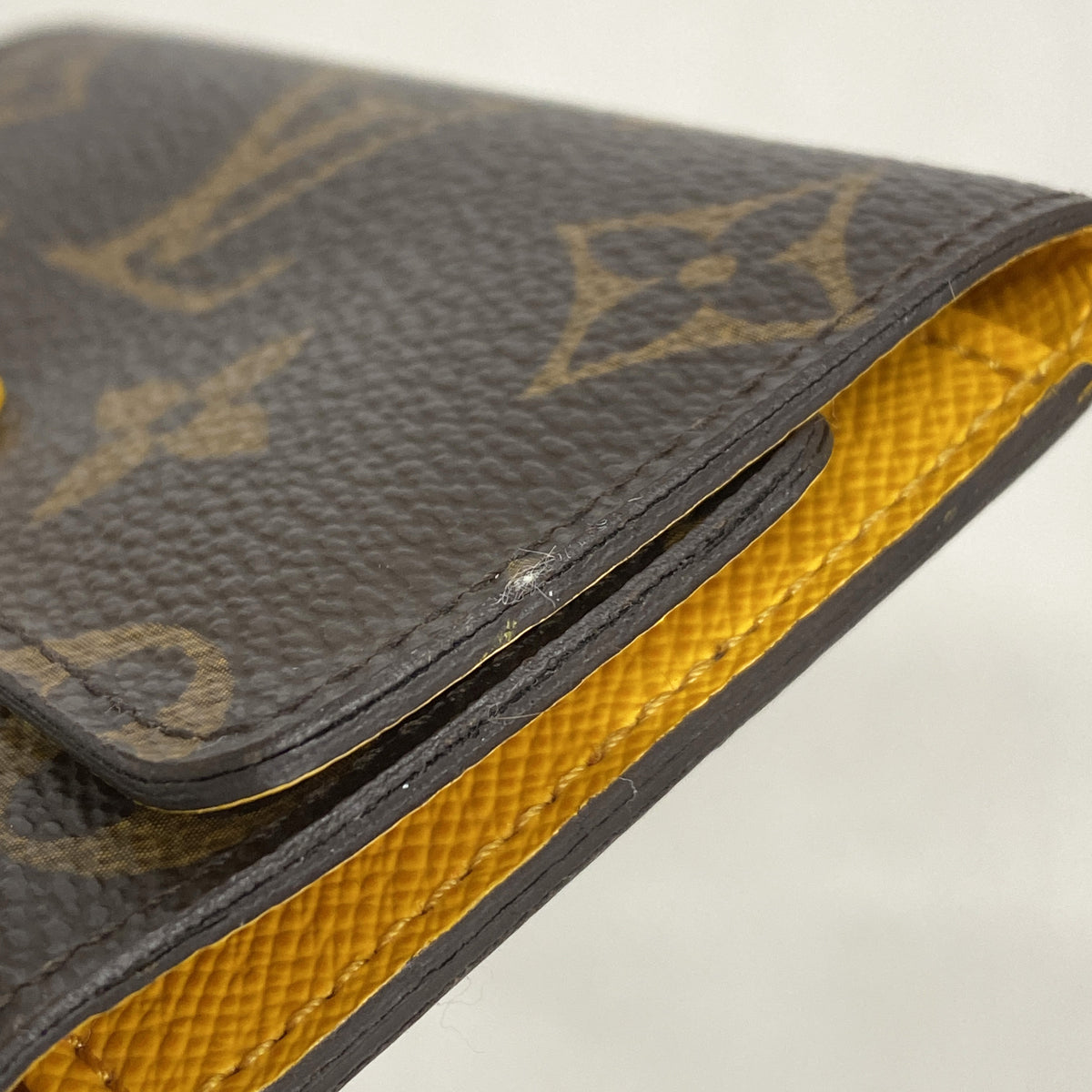 【6ic3065】ルイヴィトン キーケース モノグラム ミュルティクレ6 M60700 ミモザ【中古】メンズ レディース ユニセックス