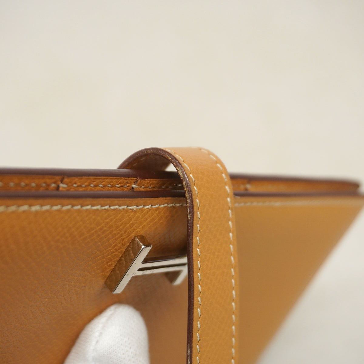 【6ic3100】エルメス 長財布 ベアン ヴォーエプソン ナチュラルサブレ シルバー金具 □J刻印【中古】レディース