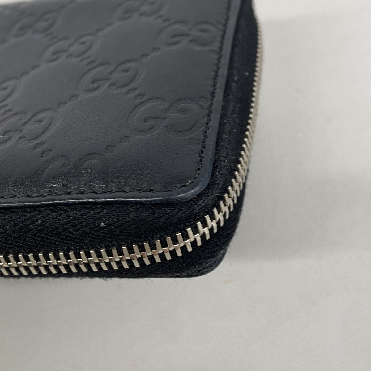 【6ic3130】グッチ 長財布 グッチシマ 233025 レザー ブラック シルバー金具【中古】メンズ