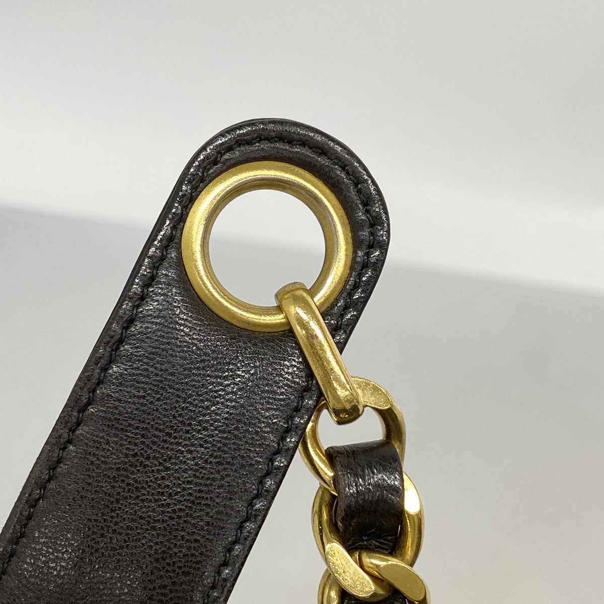 【6ic3133】シャネル チェーントート ラムスキン ブラック ゴールド金具【中古】レディース