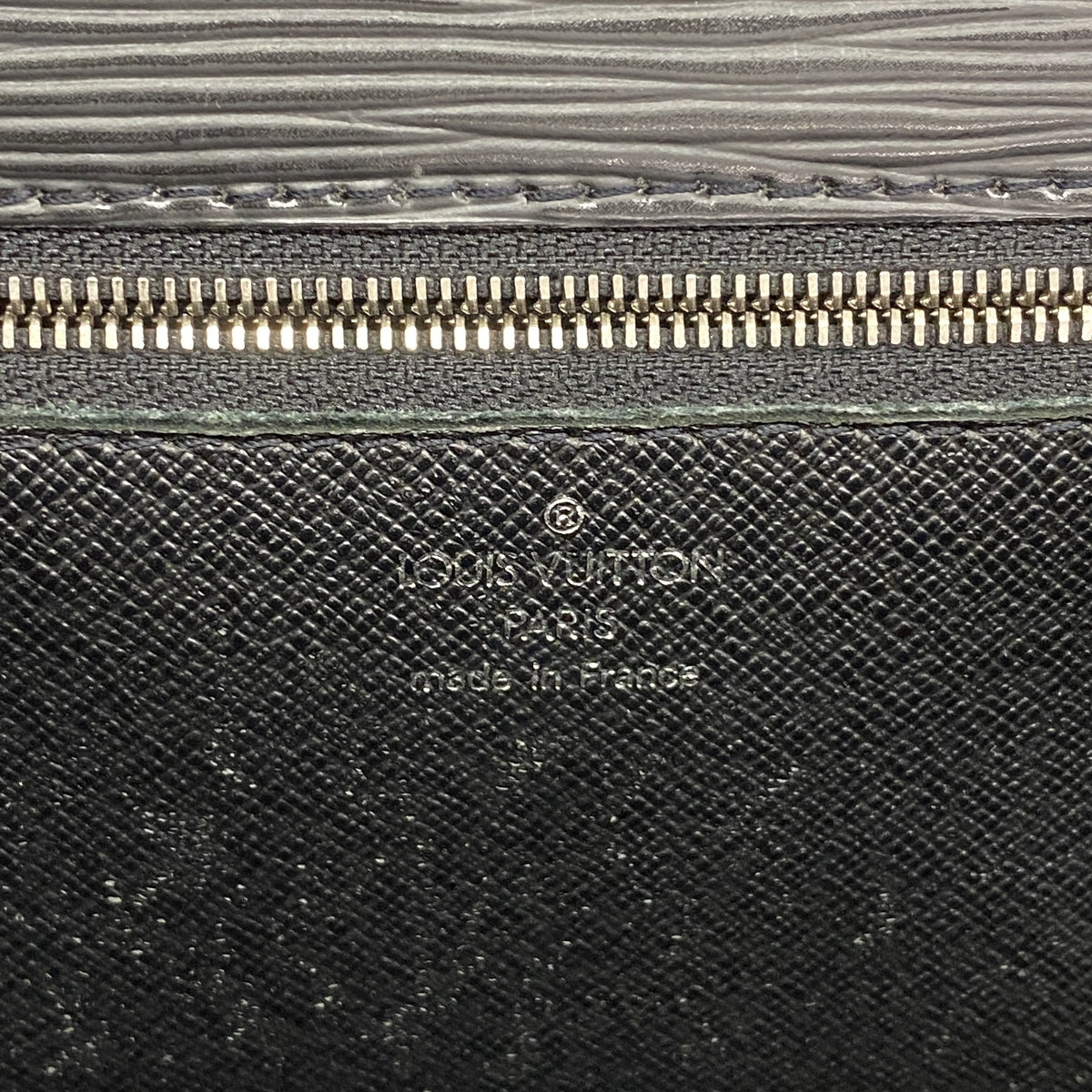 【6ic3138】ルイヴィトン ハンドバッグ エピ モンソー28 M52792 ノワール【中古】メンズ