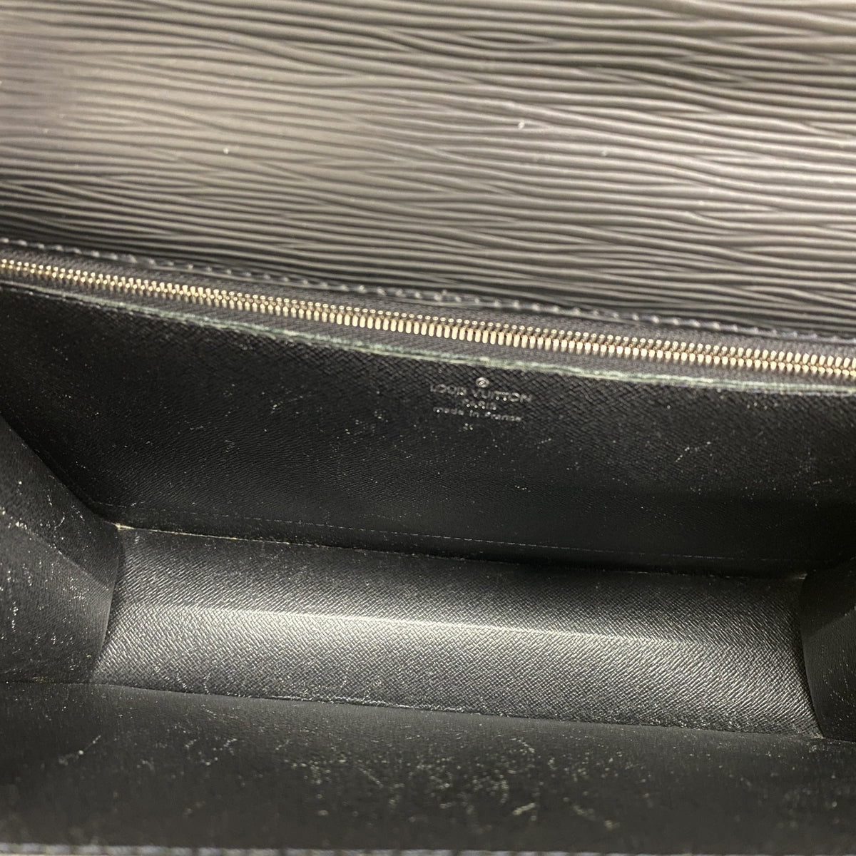 【6ic3138】ルイヴィトン ハンドバッグ エピ モンソー28 M52792 ノワール【中古】メンズ