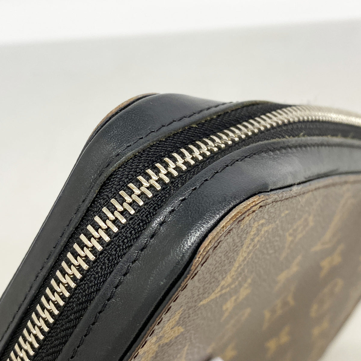 【6ic3140】ルイヴィトン 長財布 モノグラム・マカサー ジッピーXL M61506 ブラウン【中古】メンズ