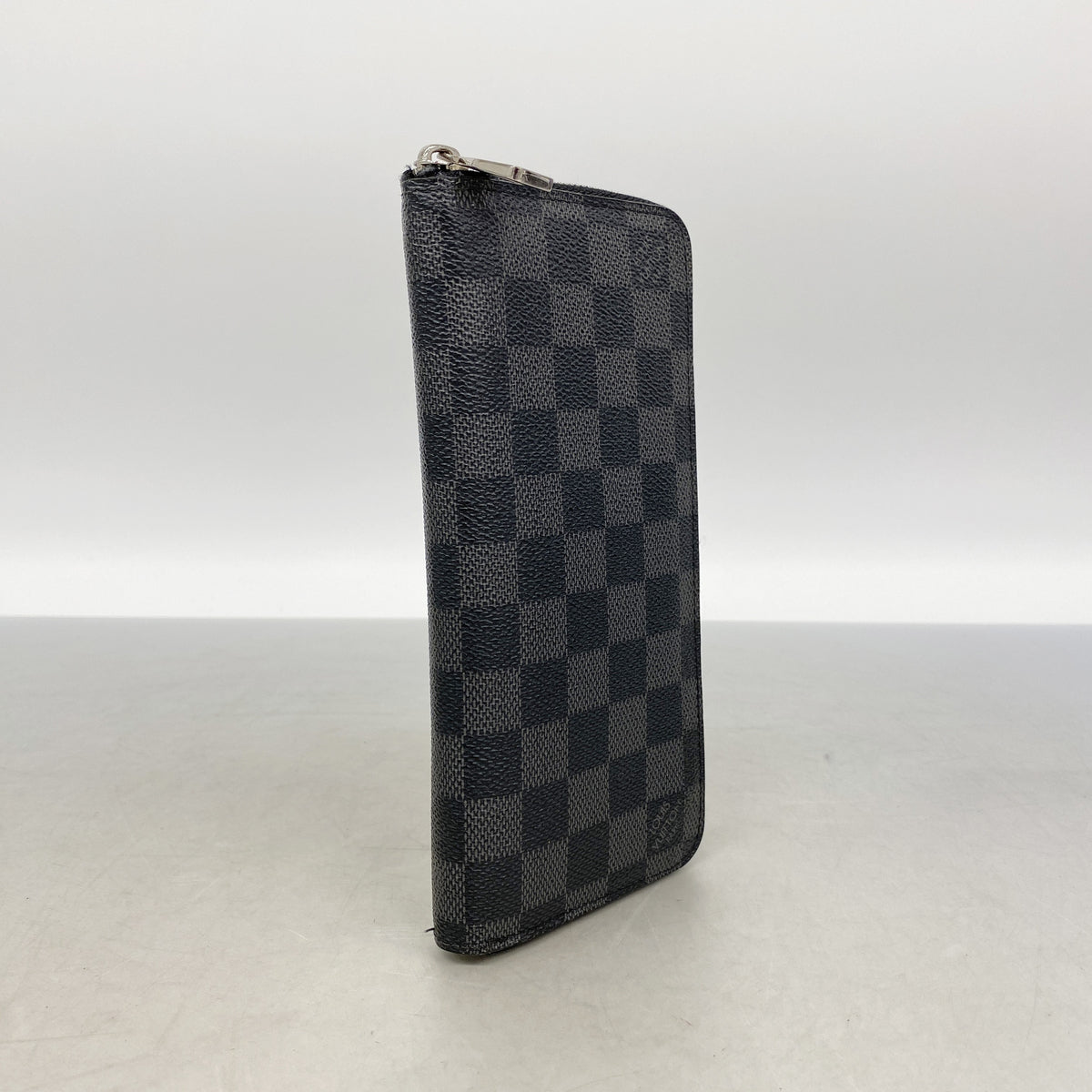 【6ic3223】ルイヴィトン 長財布 ダミエ・グラフィット ジッピーウォレットヴェルティカル N63095 ブラック グレー【中古】メンズ