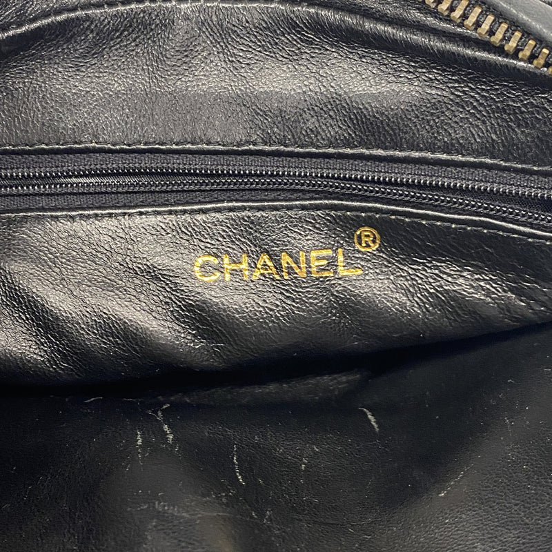 【6ic3241】シャネル ショルダーバッグ マトラッセ フリンジ付きチェーンショルダー ラムスキン ブラック ゴールド金具【中古】レディース