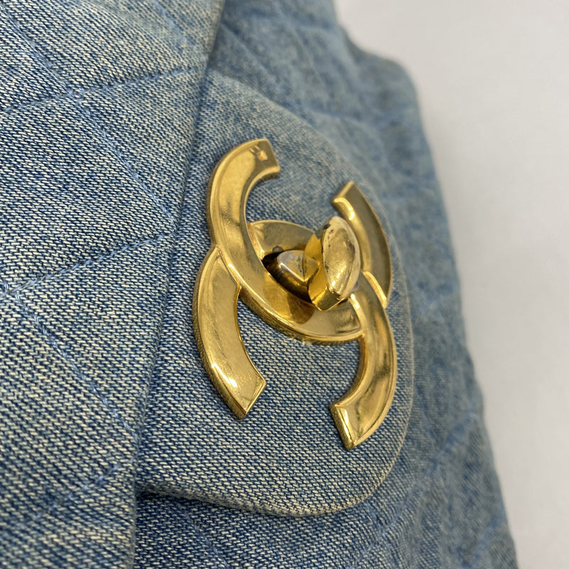【6ic3242】シャネル ショルダーバッグ デカマトラッセ Wチェーン M51387 デニム ブルー ゴールド金具【中古】レディース