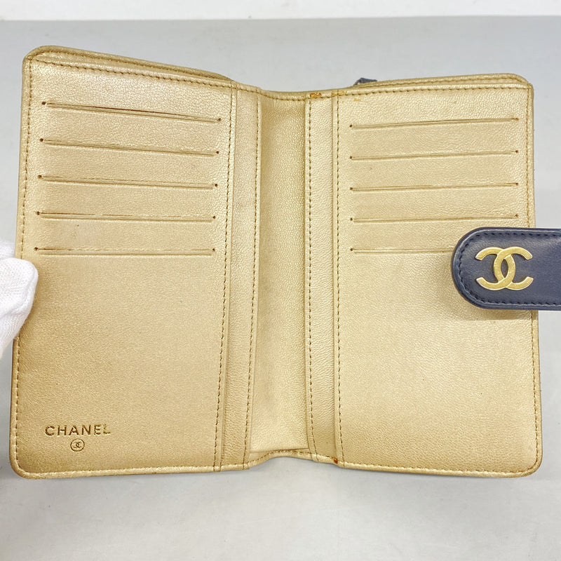 【6ic3243】シャネル 財布 カメリア ラムスキン ブラック ゴールド金具【中古】レディース