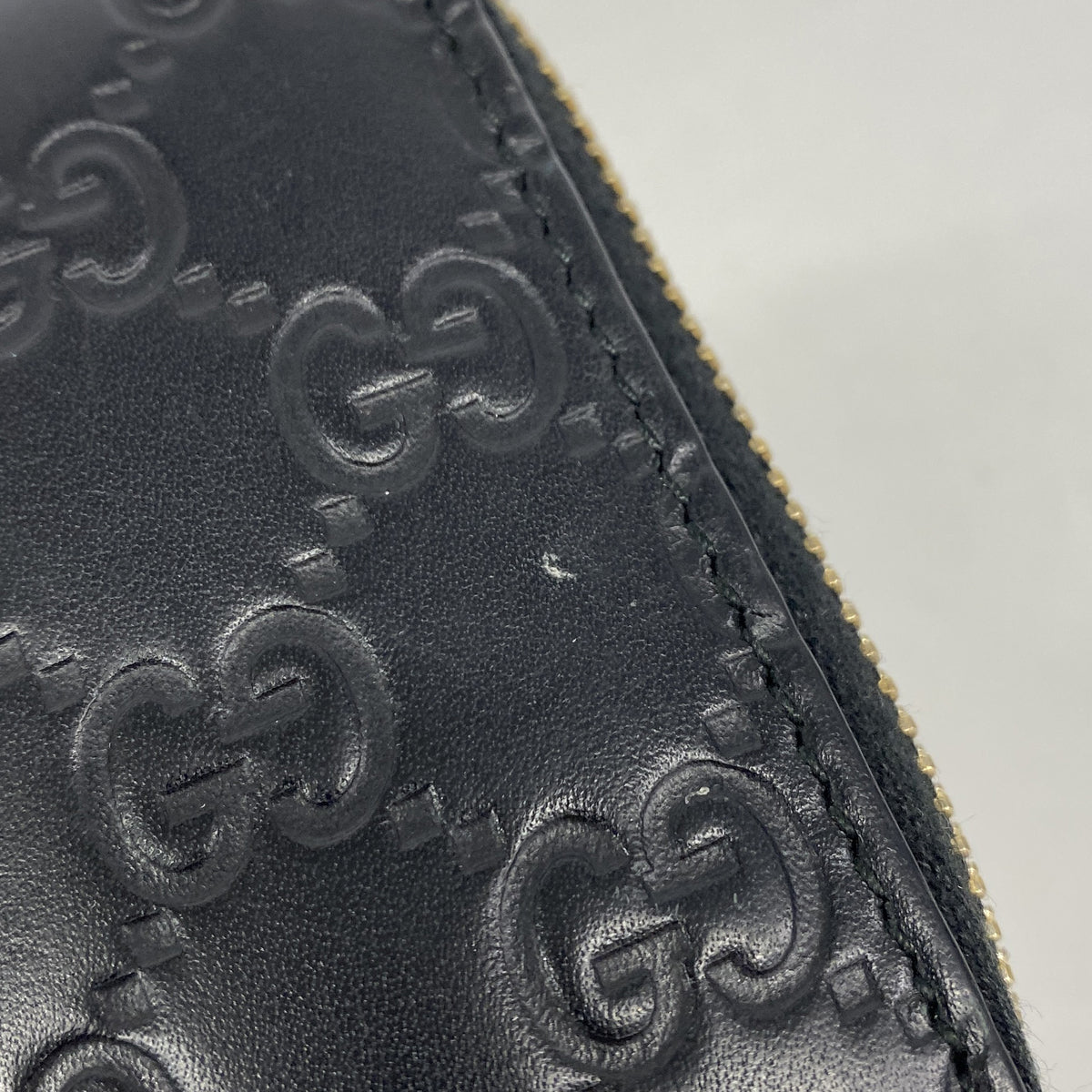 【6ic3244】グッチ 長財布 グッチシマ 409342 レザー ブラック ゴールド金具【中古】レディース
