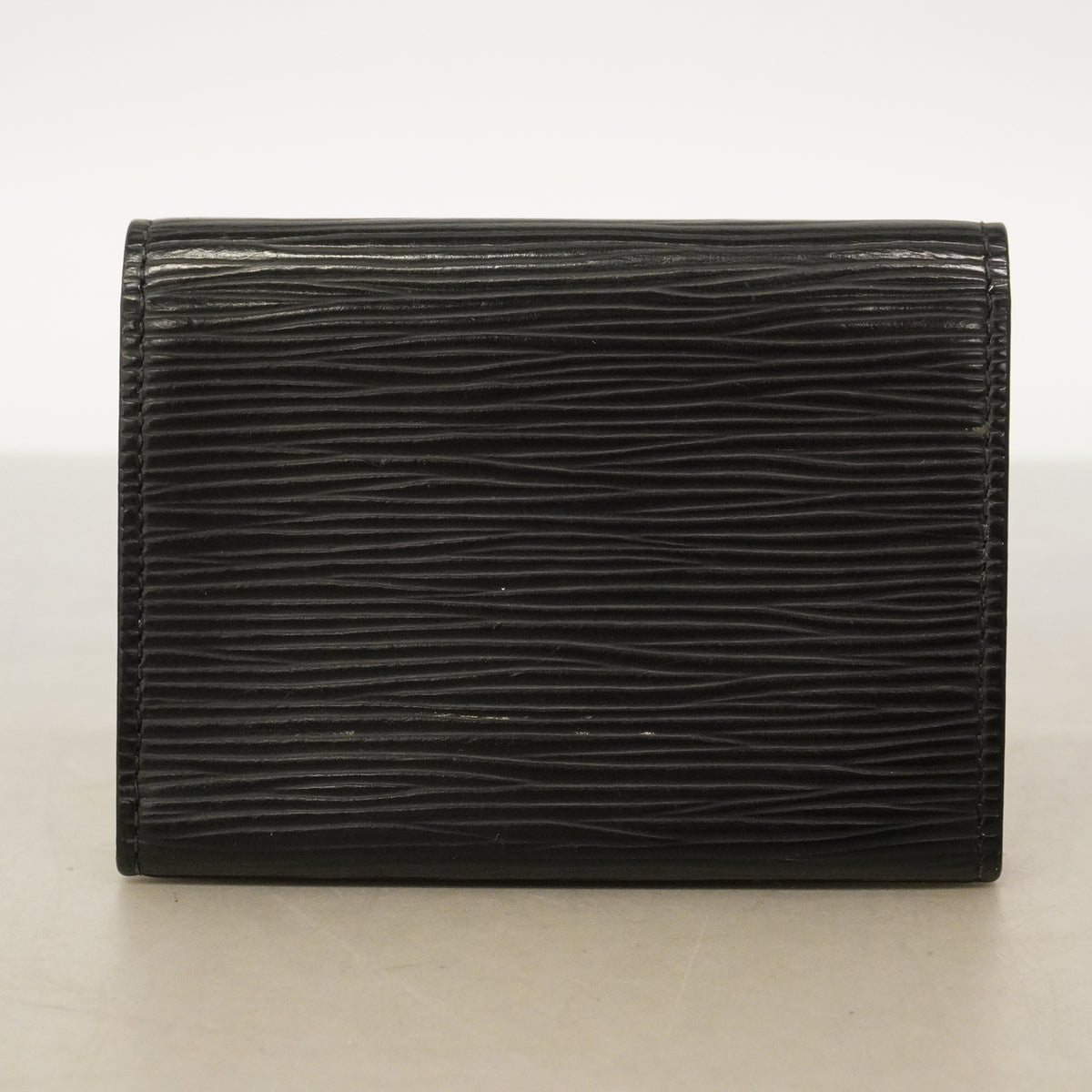 【6ic3264】ルイヴィトン カードケース エピ アンヴェロップカルトドゥヴィジット M56582 ノワール【中古】メンズ レディース ユニセックス