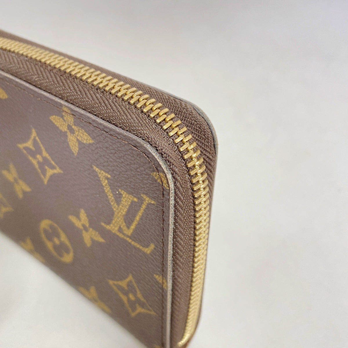 【6ic3298】ルイヴィトン 長財布 モノグラム ジッピーウォレット M60017 ブラウン【中古】メンズ レディース ユニセックス