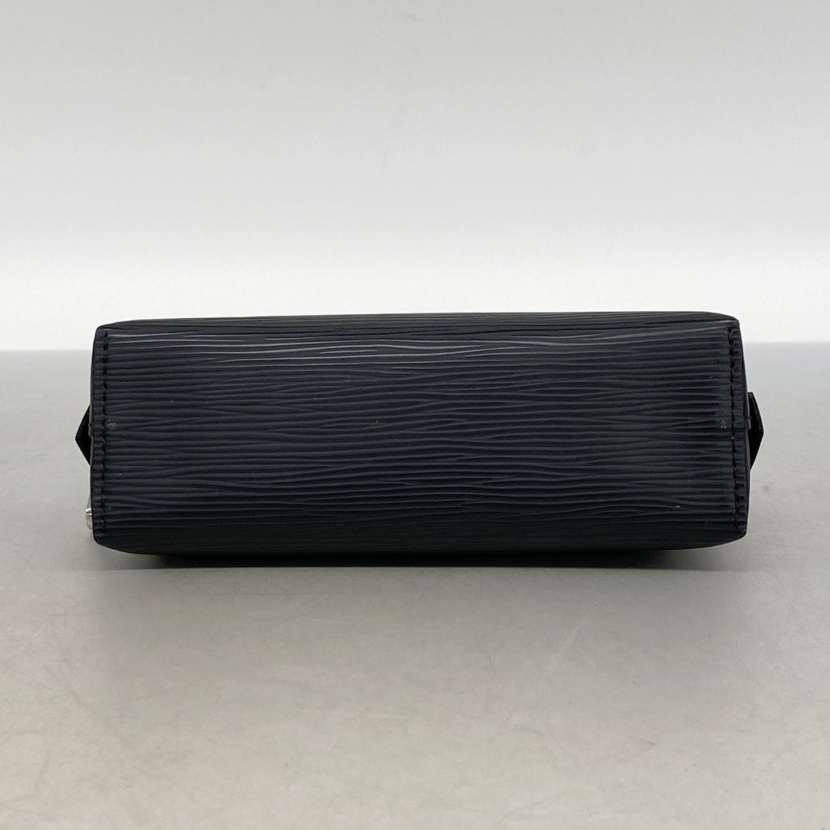 【6ic3320】ルイヴィトン ポーチ エピ ポシェットコスメティックPM M41348 ノワール【中古】レディース