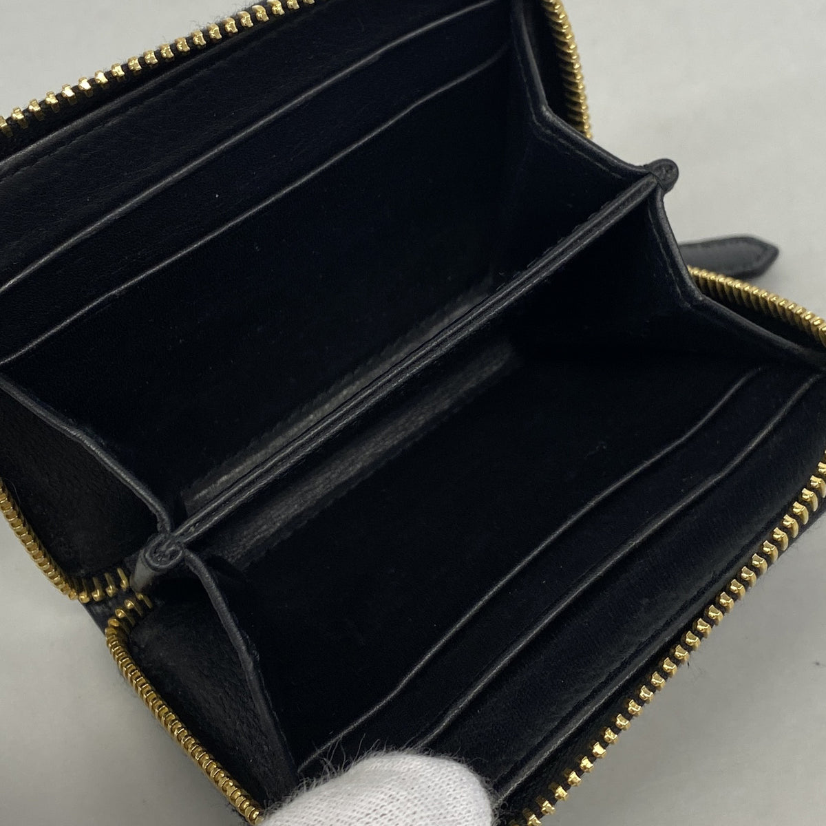 【6ic3344】プラダ コインケース レザー ブラック ゴールド金具【中古】メンズ レディース ユニセックス