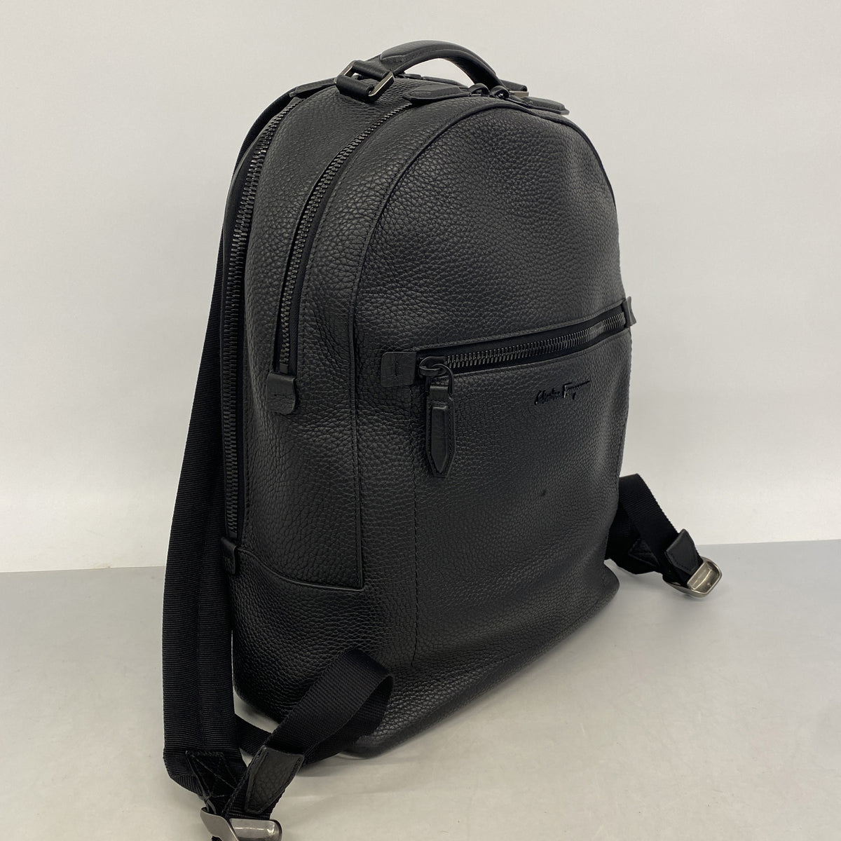 【6ic3345】サルヴァトーレフェラガモ リュック・デイパック レザー ブラック シルバー金具【中古】メンズ レディース ユニセックス