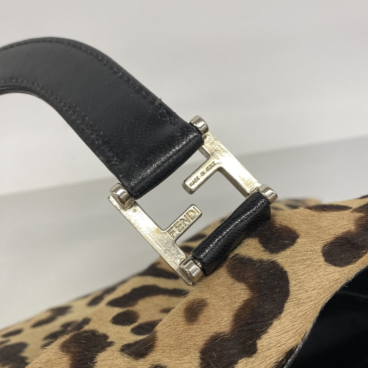 【6ic3347】フェンディ ハンドバッグ レオパード ハラコ ブラウン シルバー金具【中古】レディース