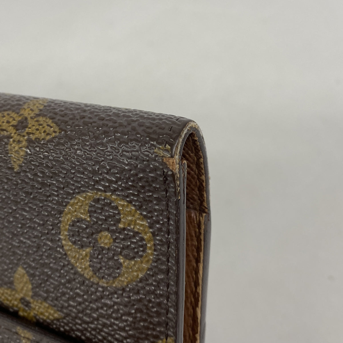 【6ic3361】ルイヴィトン 三つ折り長財布 モノグラム ポルトフォイユインターナショナル M61217 ブラウン【中古】メンズ レディース ユニセックス