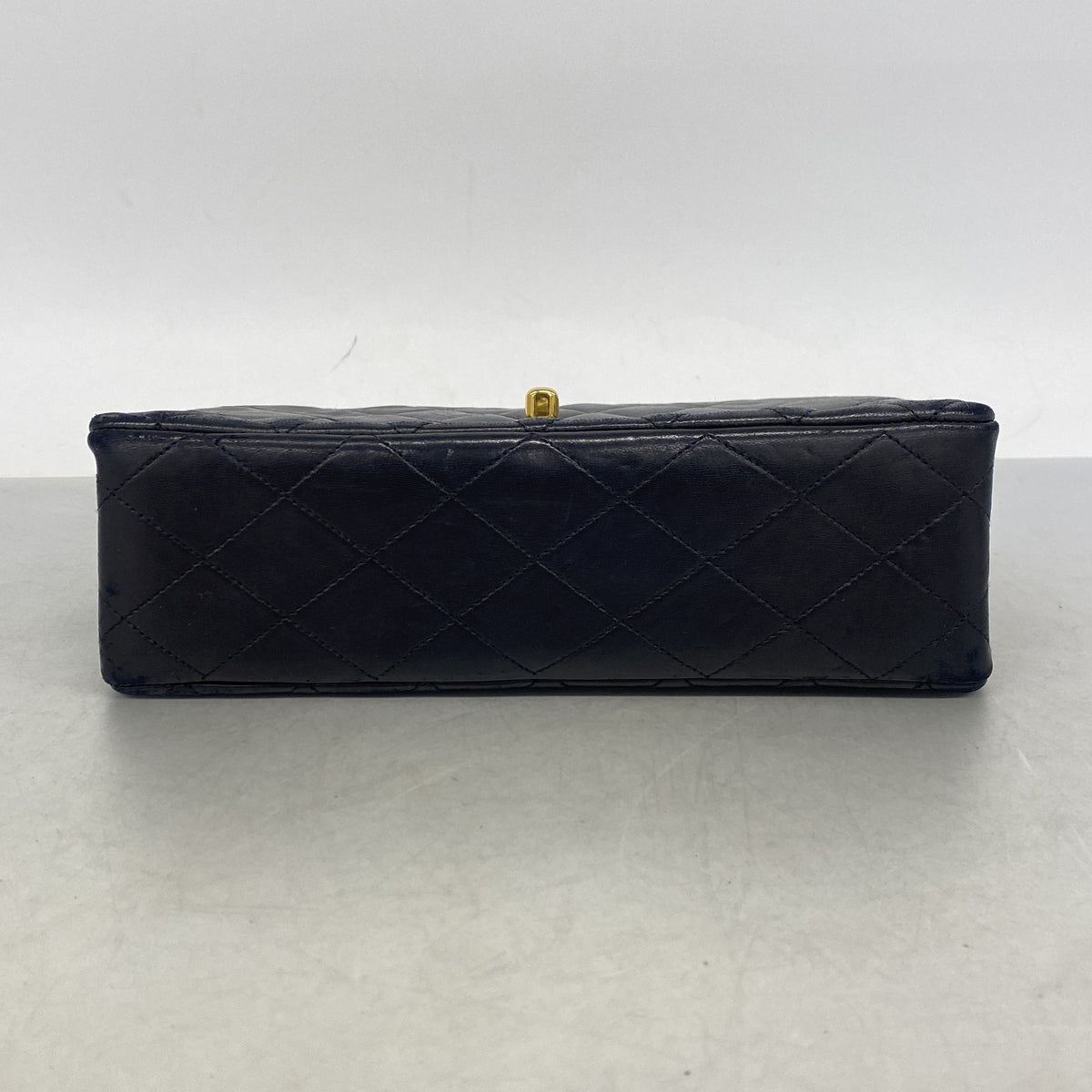【6ic3367】シャネル ショルダーバッグ マトラッセ Wフラップ Wチェーン ラムスキン ブラック ゴールド金具【中古】レディース