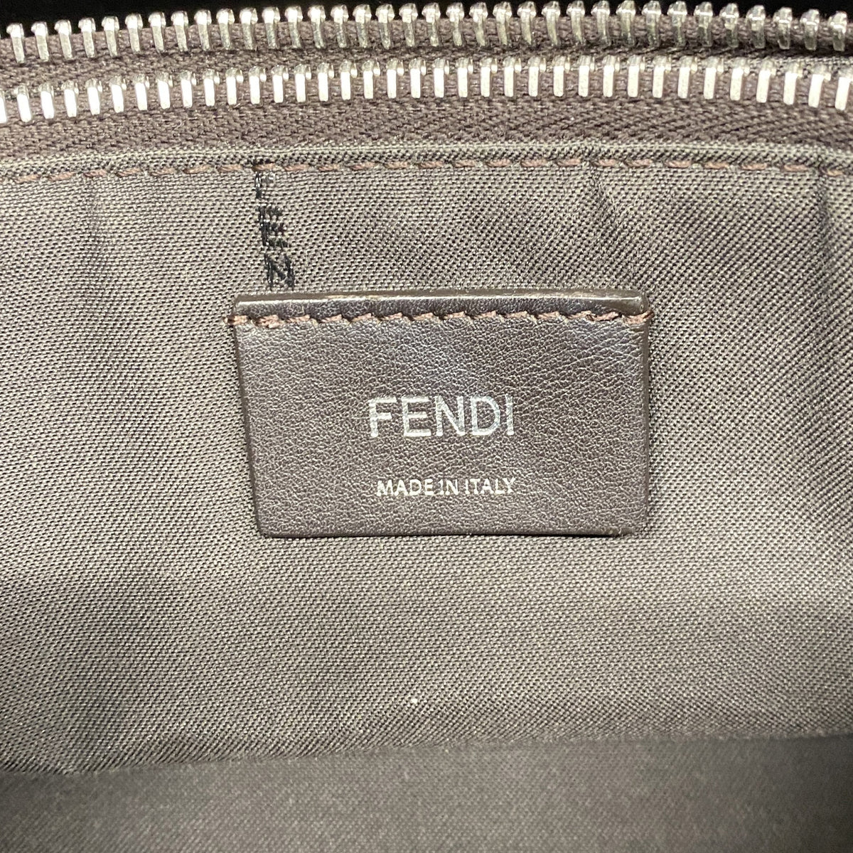 【6ic3371】フェンディ ハンドバッグ バイザウェイ レザー ネイビー ブラウン シルバー金具 2wayバッグ【中古】レディース
