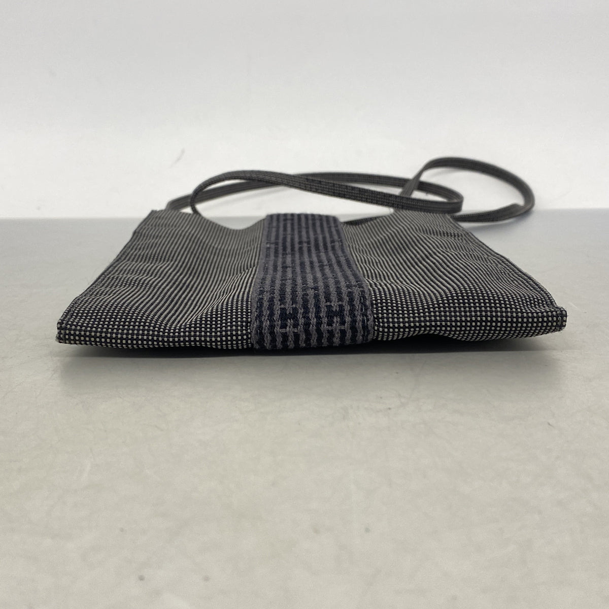 【6ic3373】エルメス ショルダーバッグ エールラインポシェット ナイロン グレー【中古】レディース